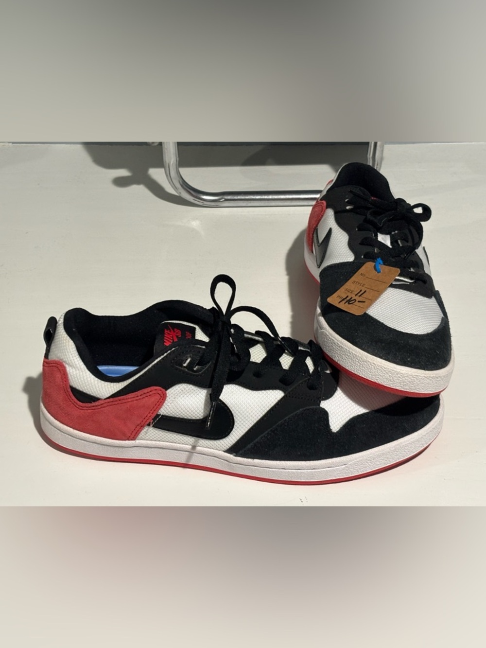 Nike SB Alleyoop Men 11 White University Red Black CJ0882-102 Skate Shoe